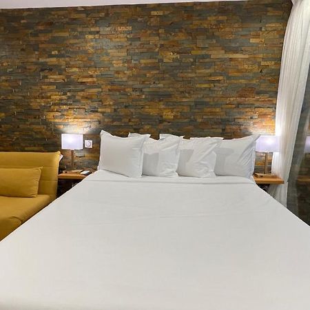 Vue Mer & Rocher - Okavango Blue Studio Ле-Диаман Экстерьер фото
